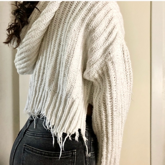 Wildfox destressed sweater - Picture 9 of 10